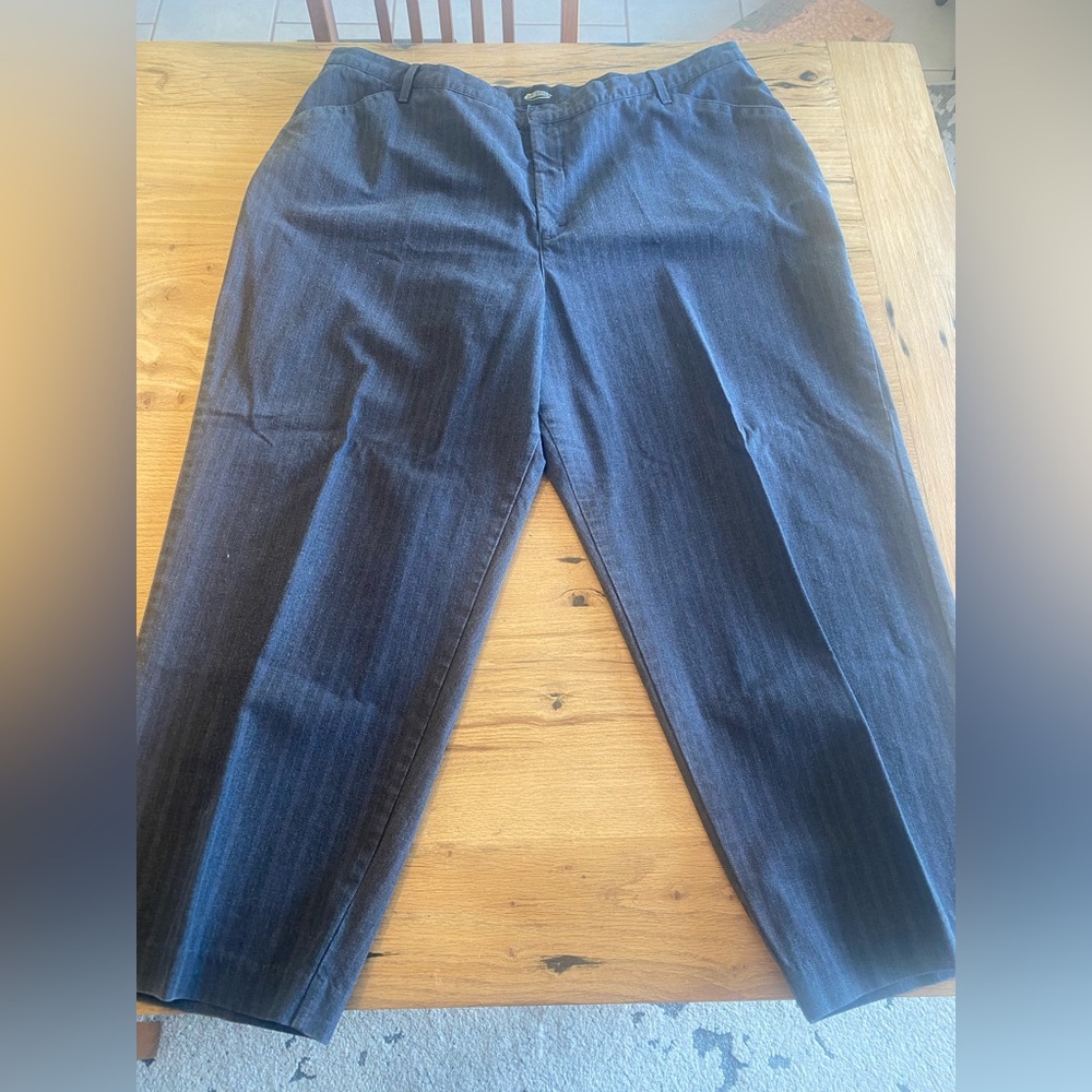 Lee Performance Khakis Stripe Gray Wide Leg Women’s 26 Preloved - Picture 1 of 8
